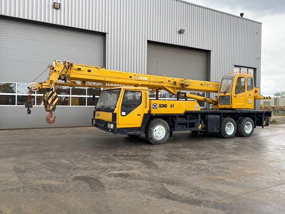 Cho thuê xe cẩu tại Huế